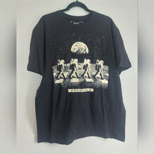 🌹bnwot riot society moonwalk tshirt black